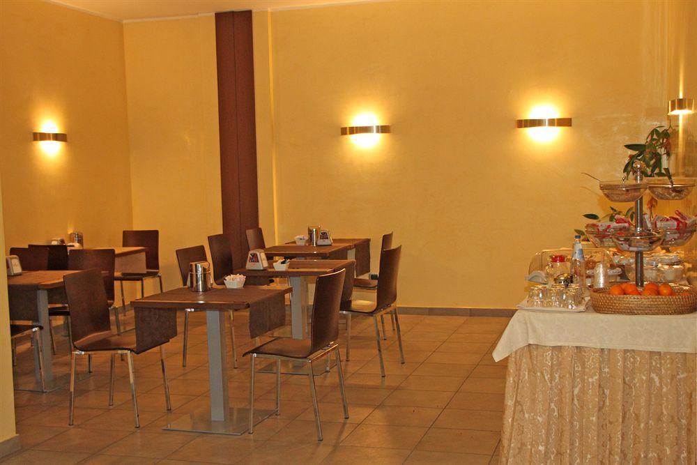 Hotel Bed&Business San Giovanni Teatino Extérieur photo